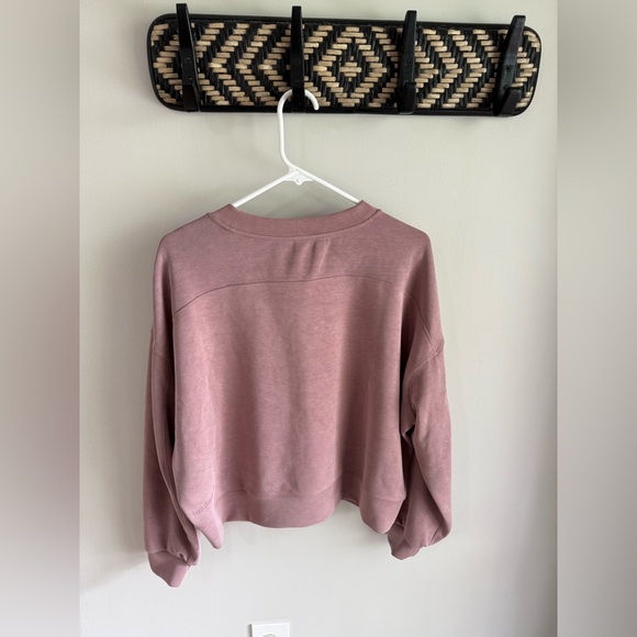 Lululemon Perfectly Oversized Cropped Crew
*softstreme* - Pink - Size 10 - Picture 10 of 14